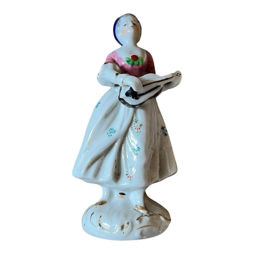 Vintage Victorian Lady Figurine Made‎ in Occupied Japan